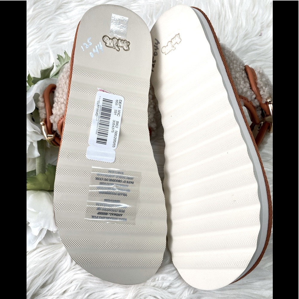 - NWT COACH Women's Hollie Cozy T-Strap Slippers - Picture 11 of 11